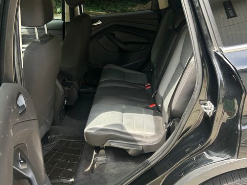 Used 2016 Ford Escape SE FWD image 8