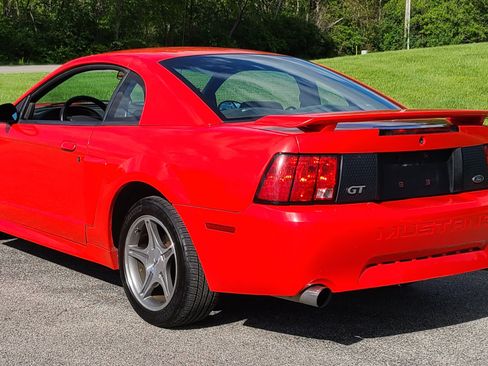 Used 1999 Ford Mustang GT RWD image 11