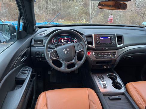 Used 2019 Honda Passport Sport image 14