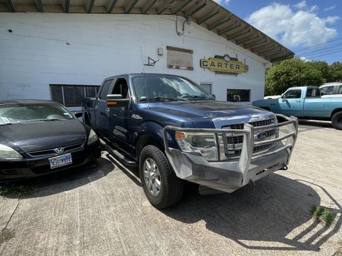 Used 2014 Ford F150 XLT w/ Equipment Group 302A Luxury image 2