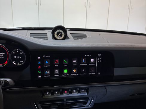 Used 2025 Porsche 911 GT3 RS image 14