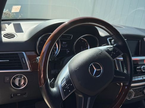 Used 2012 Mercedes-Benz ML 350 4MATIC image 5