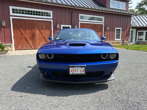 Used 2020 Dodge Challenger GT w/ Blacktop Package AWD/4WD image 10