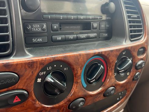 Used 2004 Toyota Tundra Limited image 6