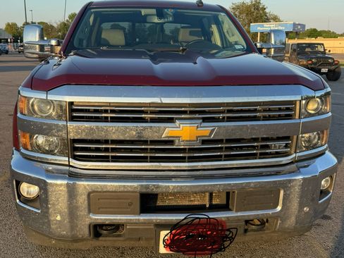 Used 2015 Chevrolet Silverado 2500 LTZ w/ Duramax Plus Package image 9