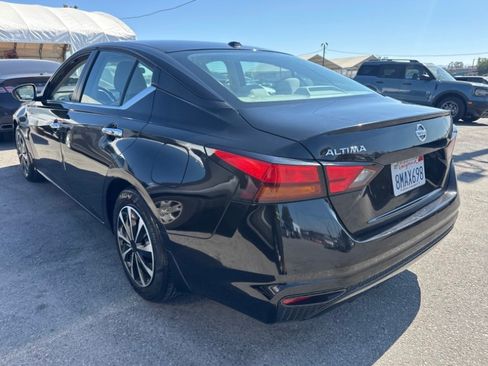 Used 2020 Nissan Altima 2.5 S FWD image 4