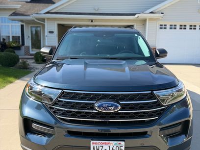 Used 2024 Ford Explorer XLT w/ Class IV Trailer Tow Package