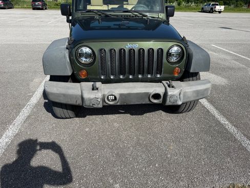 Used 2008 Jeep Wrangler Unlimited X AWD/4WD image 10