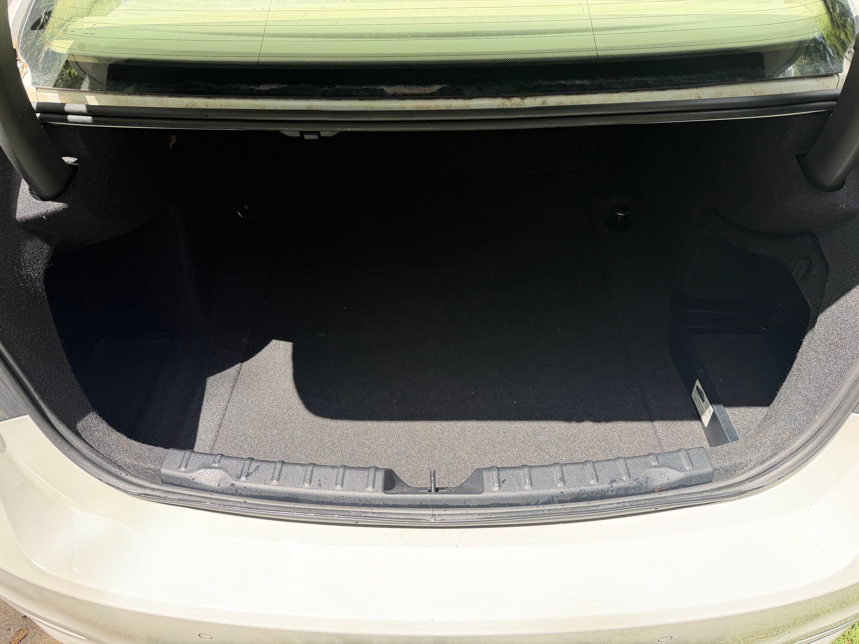 Used 2016 BMW 320i Sedan RWD image 10