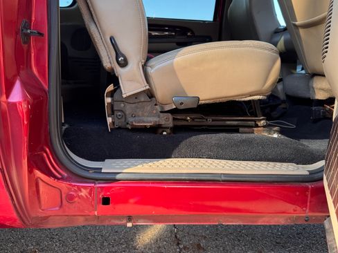 Used 2003 Ford Excursion Eddie Bauer image 12