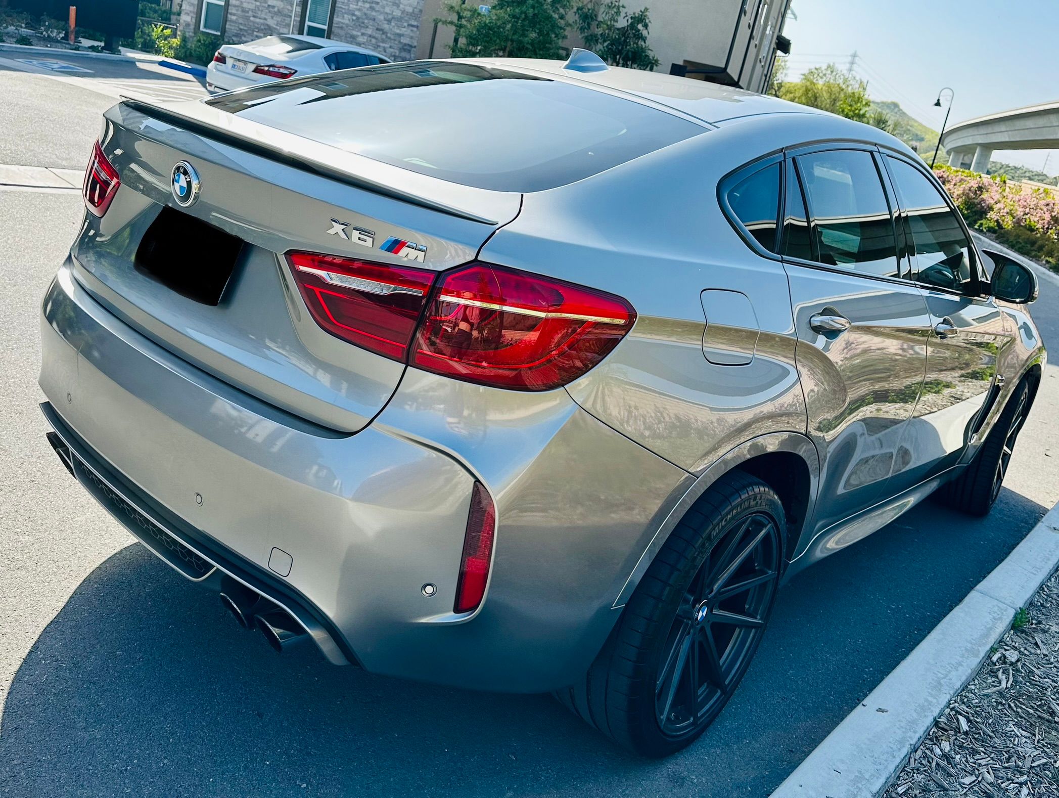 Used 2015 BMW X6 M AWD/4WD image 10