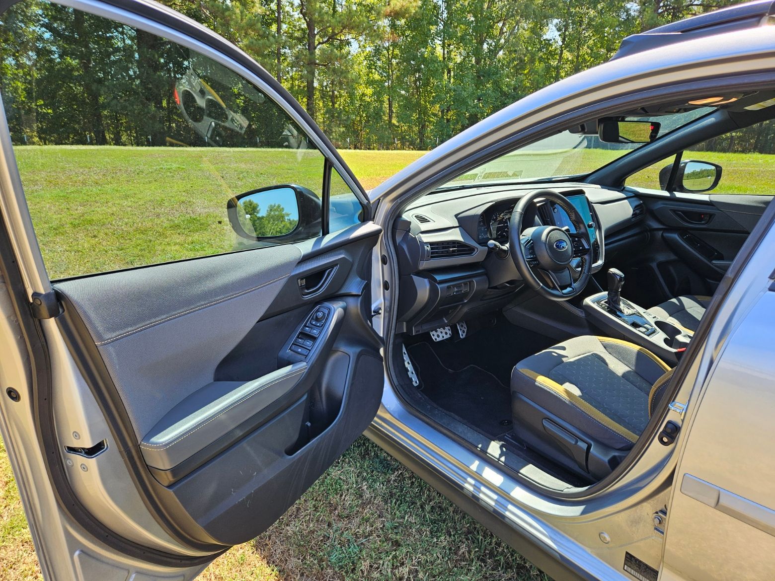 Used 2025 Subaru Crosstrek 2.5i Sport w/ Crosstrek Mirror Package AWD/4WD image 12