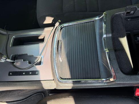 Used 2013 Dodge Charger SE RWD image 14