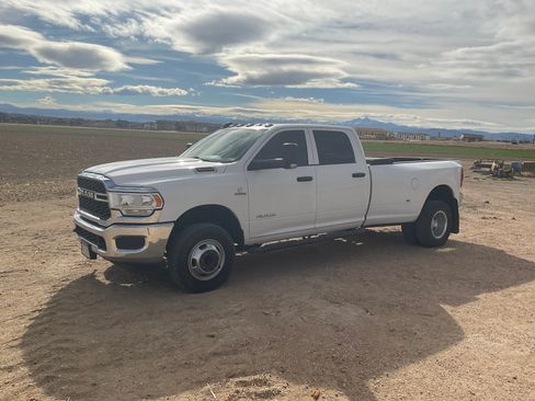 Used 2020 RAM 3500 Tradesman image 5
