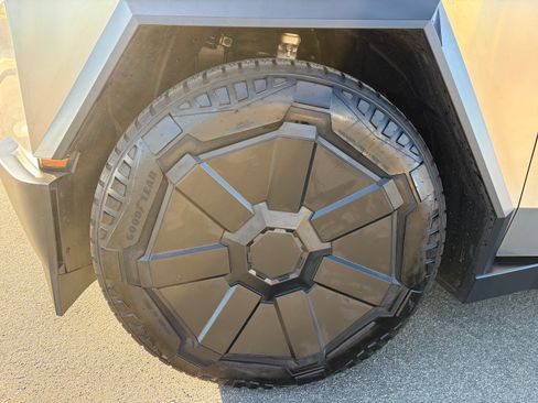 Used 2024 Tesla Cybertruck Cyberbeast image 6