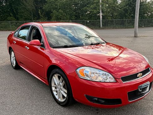 Used 2012 Chevrolet Impala LTZ FWD image 6