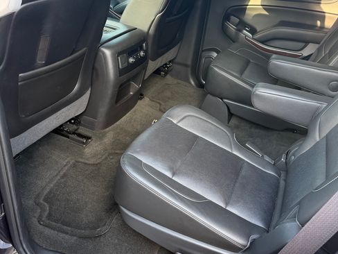 Used 2016 GMC Yukon SLT w/ HD Trailering Package RWD image 8