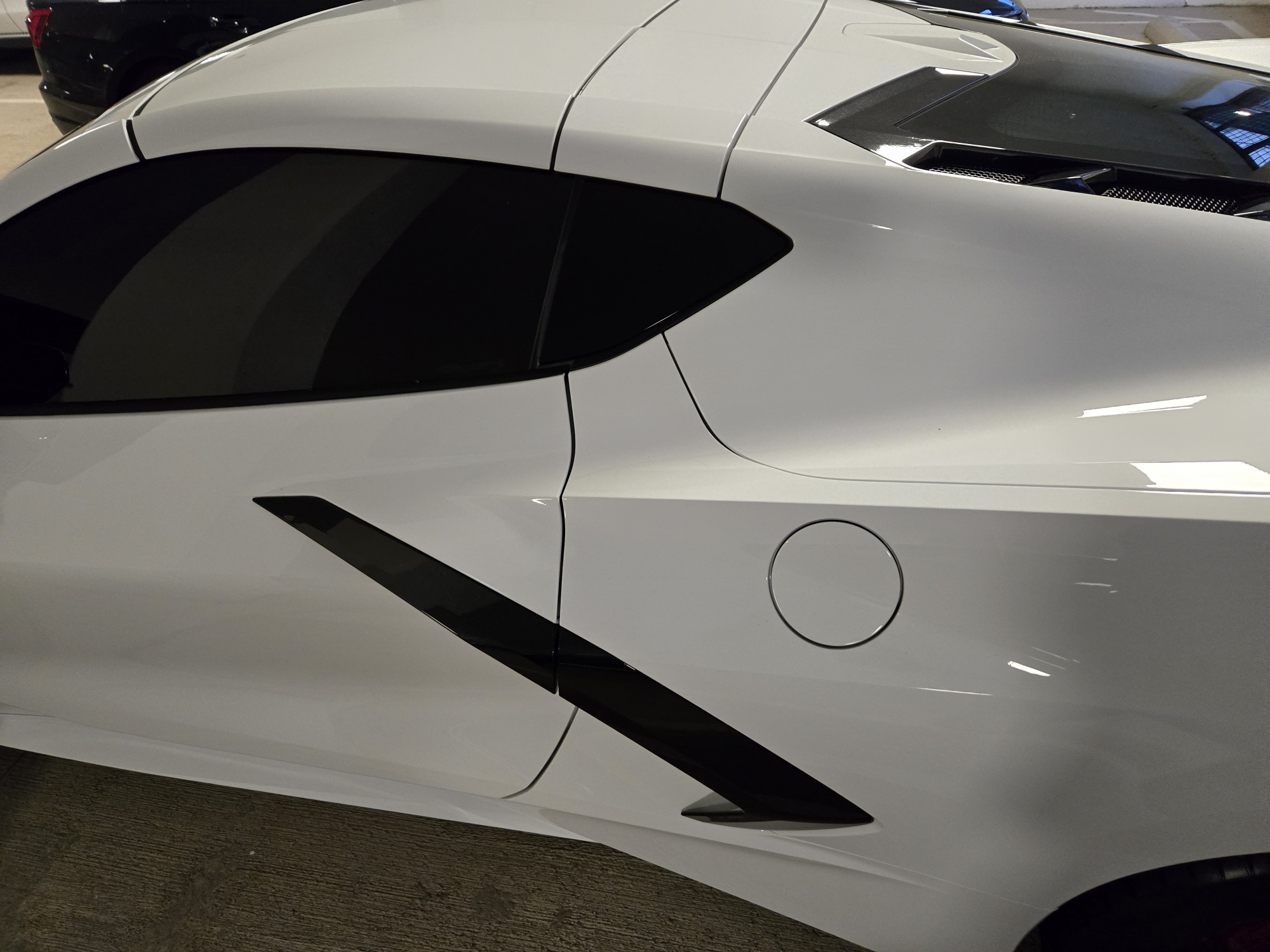 Used 2025 Chevrolet Corvette Stingray Preferred Cpe w/ Z51 Performance Package RWD image 18