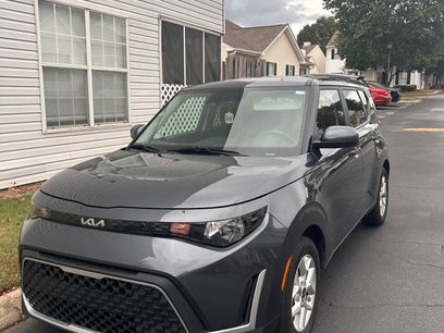 Used 2023 Kia Soul LX w/ Option Group 015