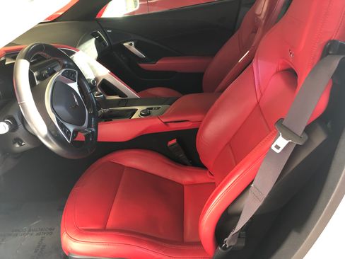Used 2015 Chevrolet Corvette Z06 w/ 3LZ Preferred Equipment Group RWD image 14