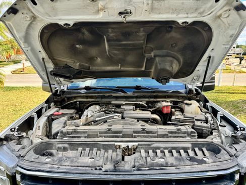 Used 2022 GMC Sierra 3500 AT4 w/ Gooseneck/5TH Wheel Package image 14