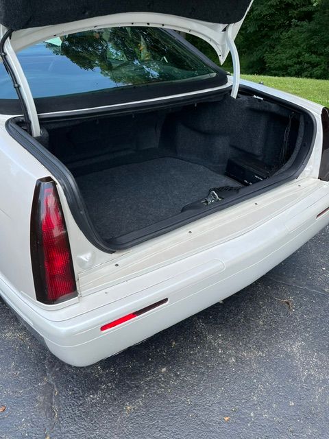Used 2001 Cadillac Eldorado Touring FWD image 19
