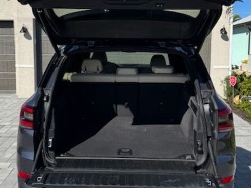 Used 2022 BMW X5 sDrive40i w/ Executive Package image 12