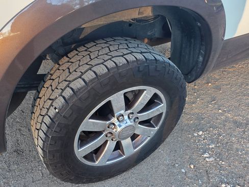 Used 2018 RAM 3500 Laramie Longhorn w/ Longhorn Southfork Package image 14