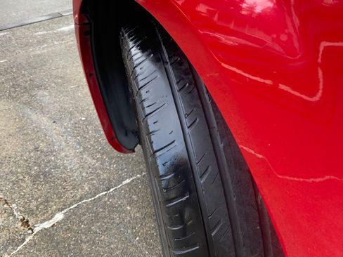 Used 2014 Dodge Avenger SE image 19