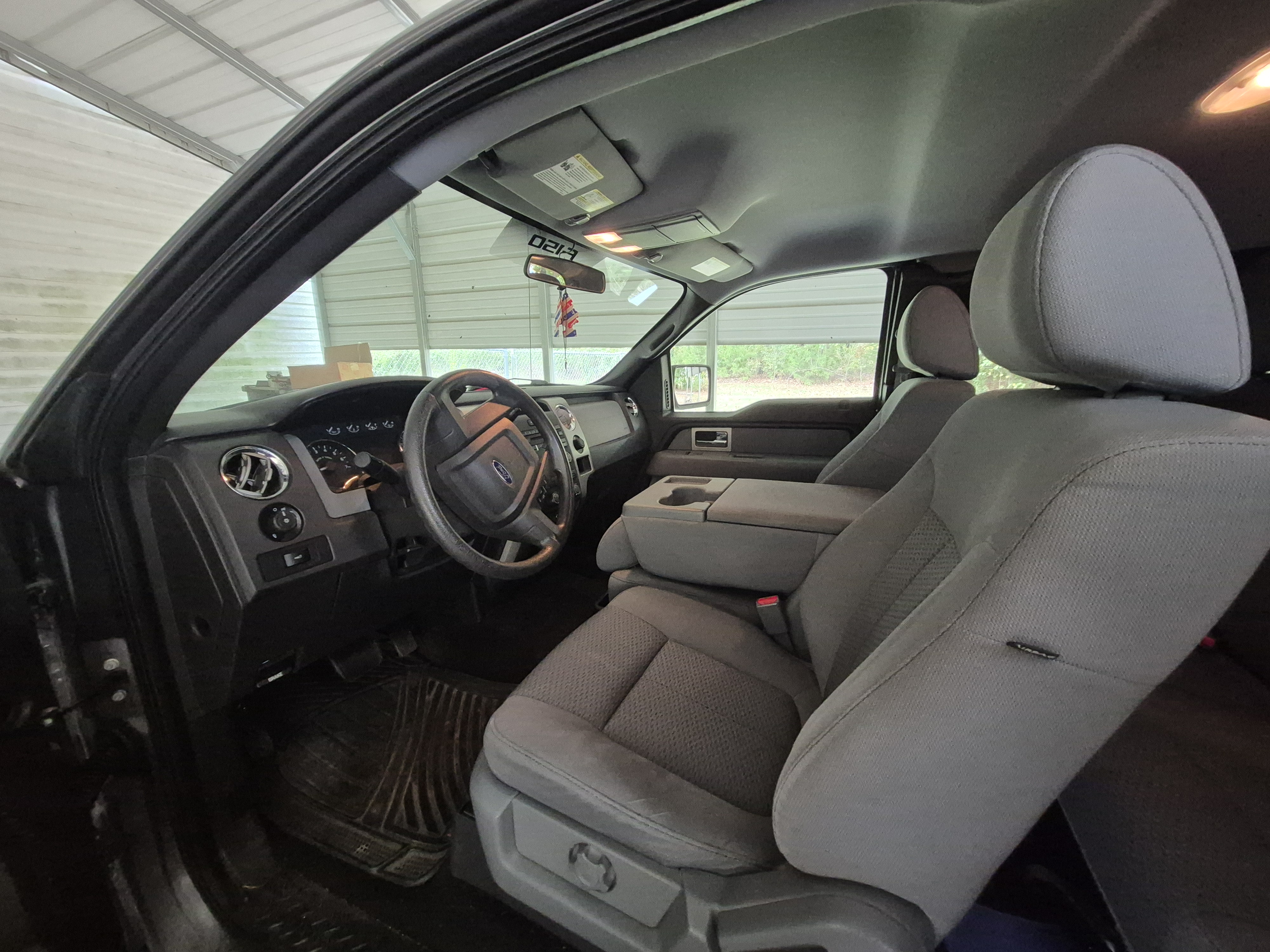 Used 2011 Ford F150 XLT RWD image 4