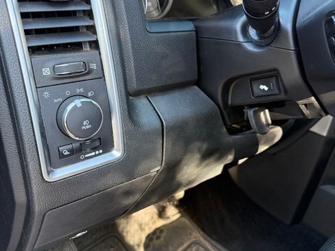 Used 2014 RAM 1500 Limited AWD/4WD image 21