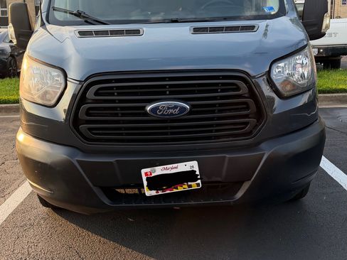 Used 2019 Ford Transit 250 148 High Roof Extended RWD image 1