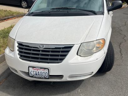 Used 2007 Chrysler Town & Country LX
