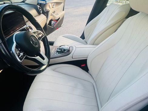 Used 2020 Mercedes-Benz E 350 4MATIC Sedan image 8