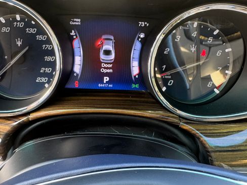 Used 2014 Maserati Quattroporte GTS image 14