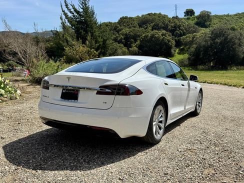 Used 2016 Tesla Model S 75 image 6