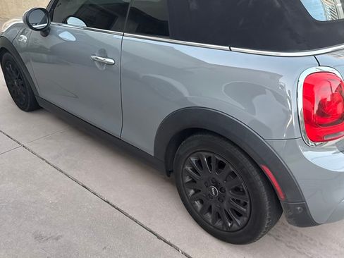 Used 2019 MINI Cooper S w/ Signature Upholstery Package FWD image 9