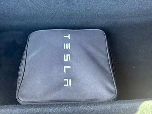 Used 2021 Tesla Model S Plaid AWD/4WD image 16