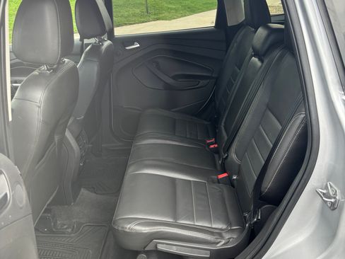 Used 2015 Ford Escape Titanium w/ Equipment Group 301A AWD/4WD image 10
