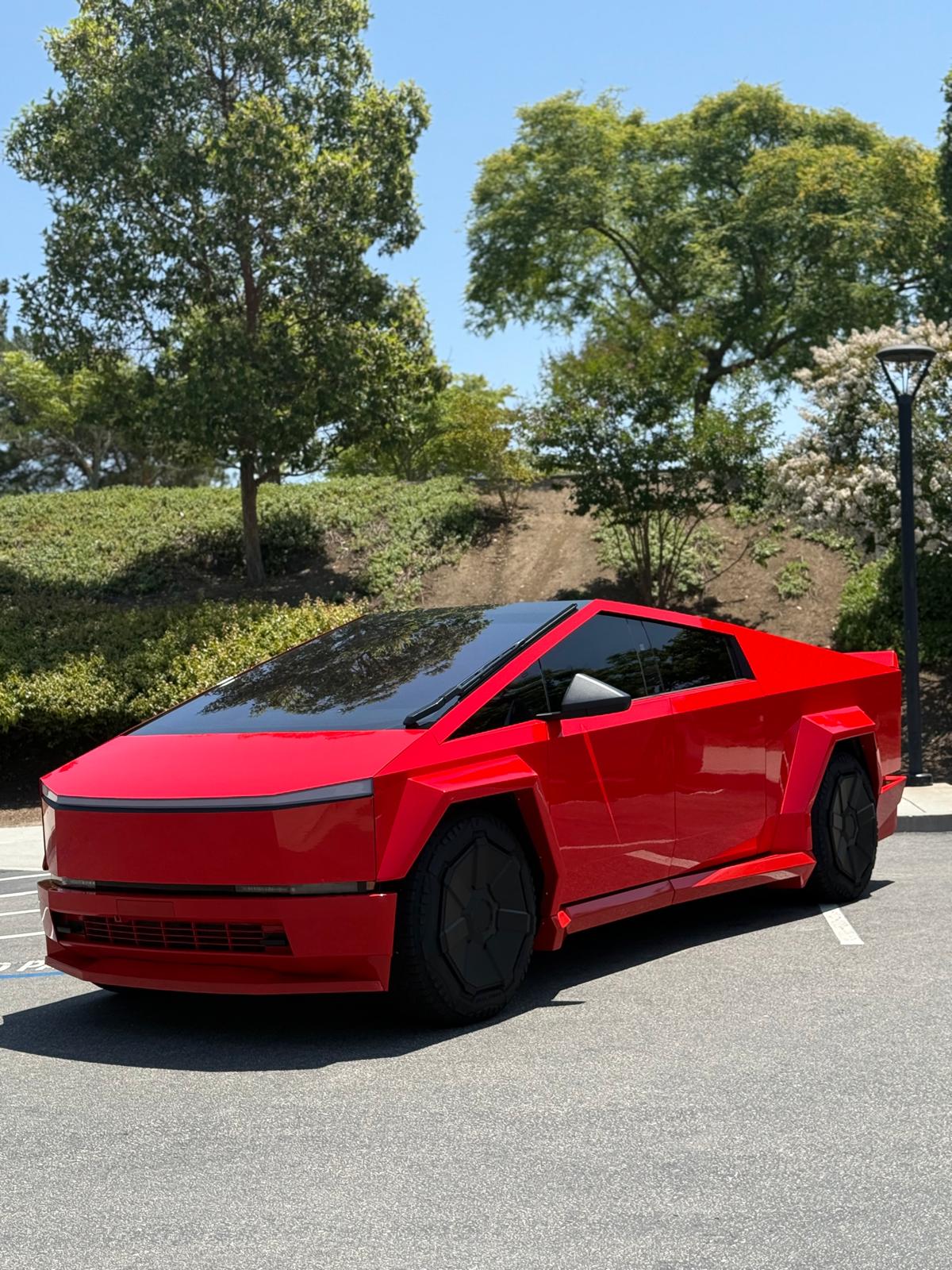 Used 2024 Tesla Cybertruck Cyberbeast AWD/4WD image 4