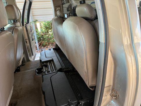 Used 2004 Dodge Ram 2500 Truck SLT w/ Trailer Tow Group image 4