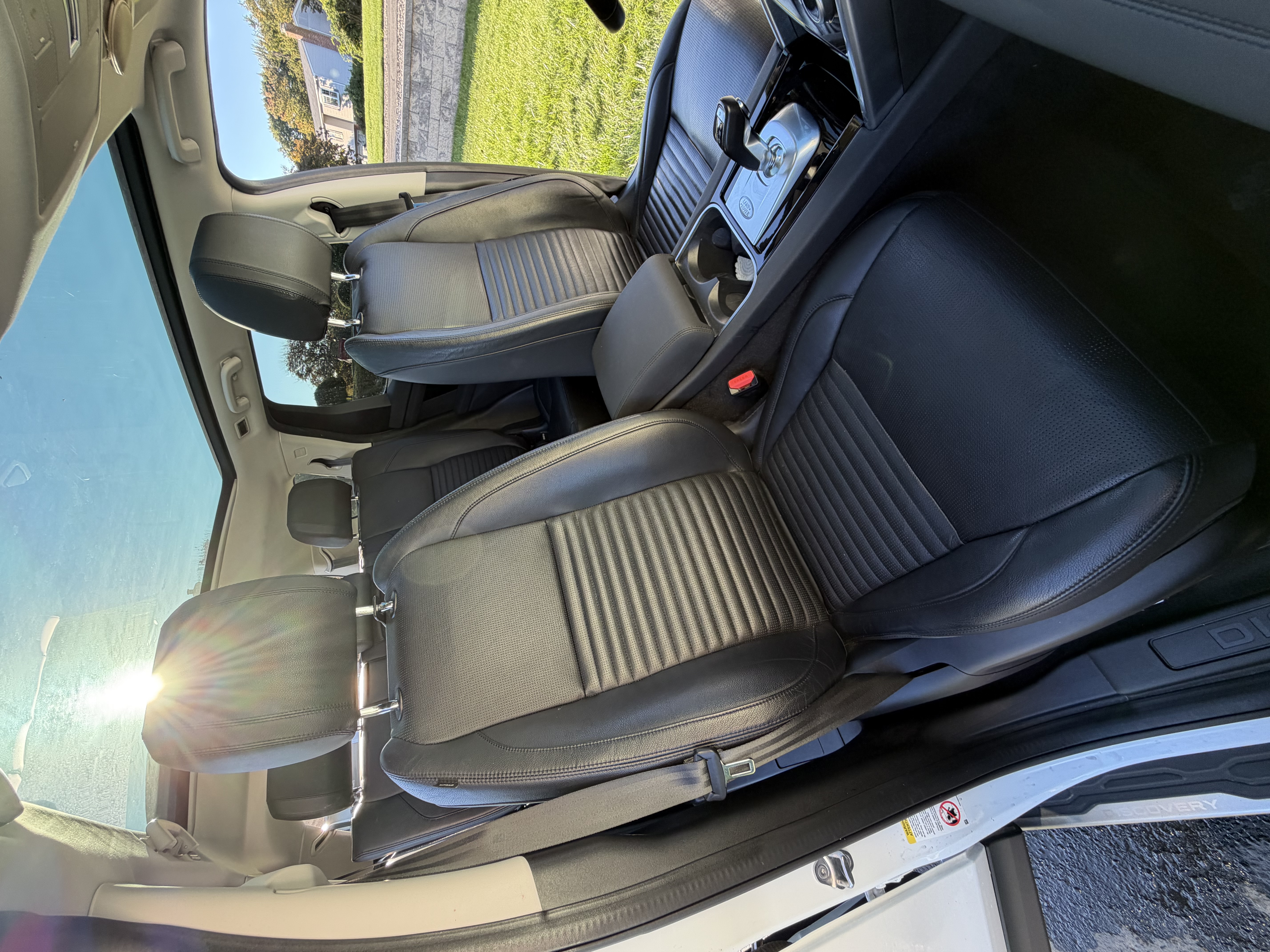 Used 2022 Land Rover Discovery Sport S AWD/4WD image 6