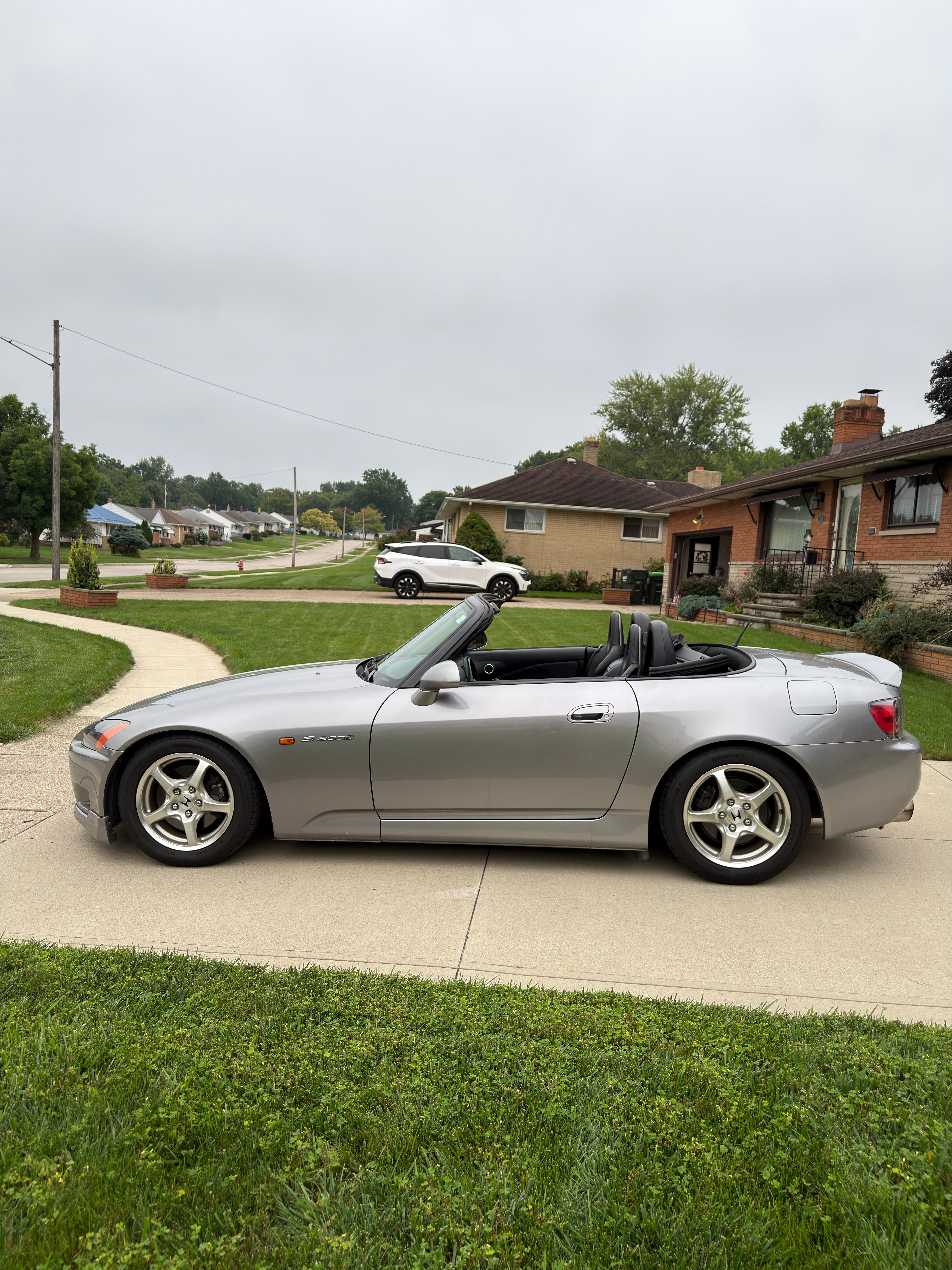 Used 2003 Honda S2000 image 9