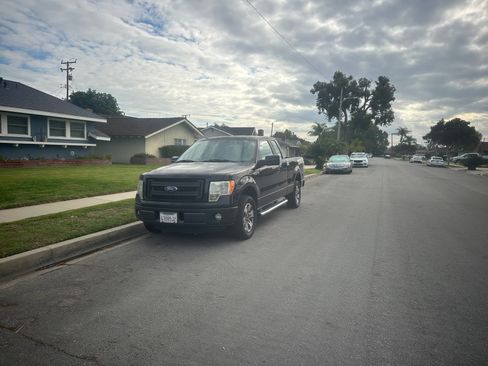Used 2013 Ford F150 STX w/ Mid Equipment Group image 1