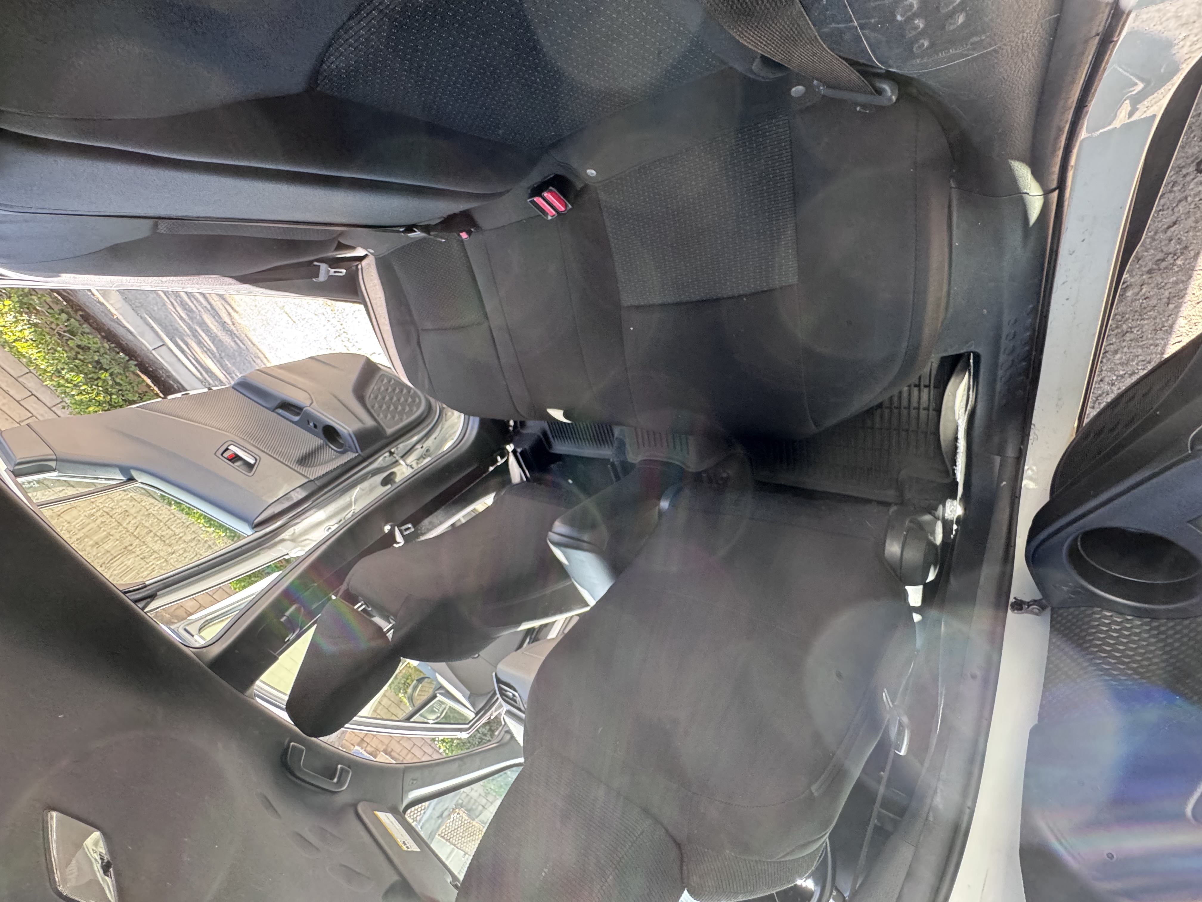Used 2019 Toyota C-HR XLE FWD image 17