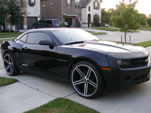 Used 2011 Chevrolet Camaro LS image 9