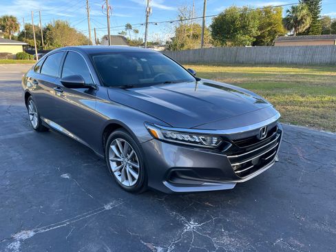 Used 2021 Honda Accord LX image 2