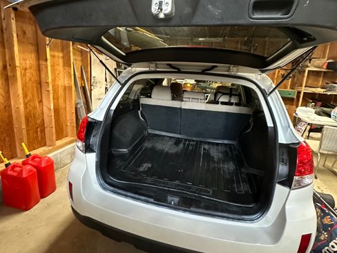 Used 2013 Subaru Outback 2.5i Premium image 8