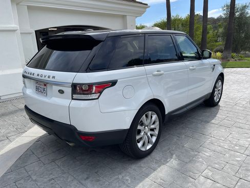 Used 2014 Land Rover Range Rover Sport HSE AWD/4WD image 6
