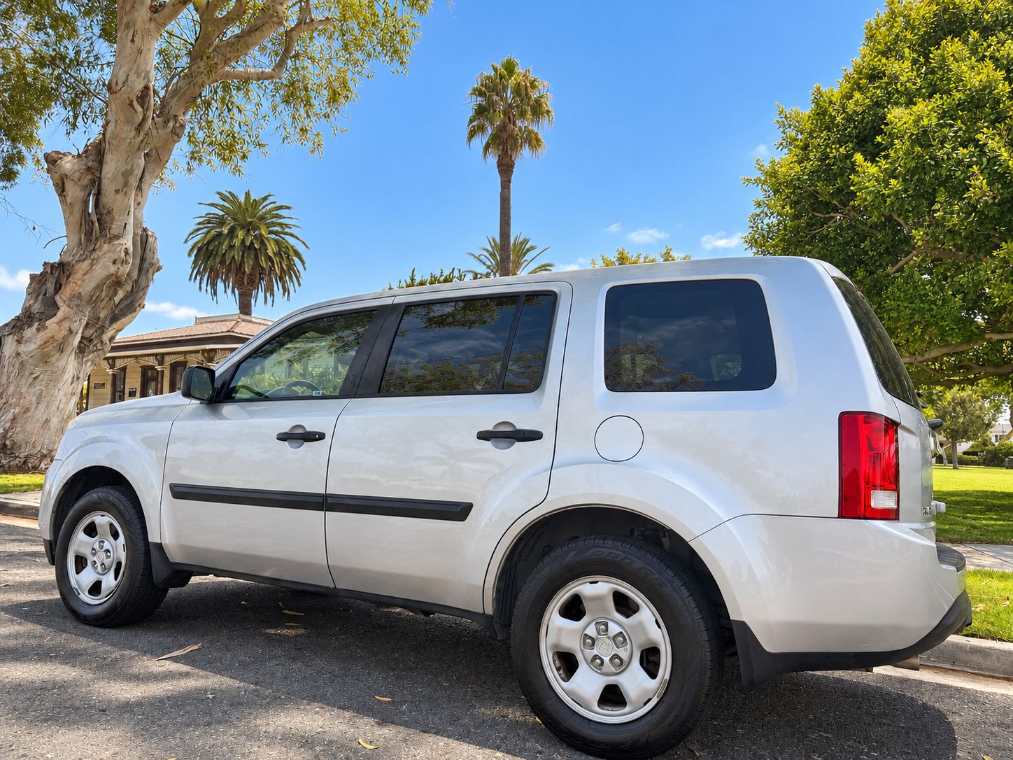 Used 2015 Honda Pilot LX image 8